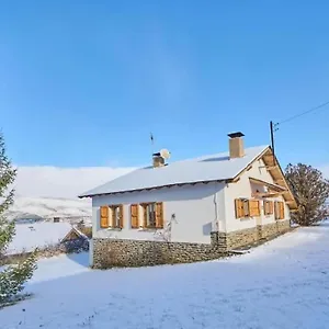 Casa L'avet. El Vilar D'urtx Сasa de vacaciones